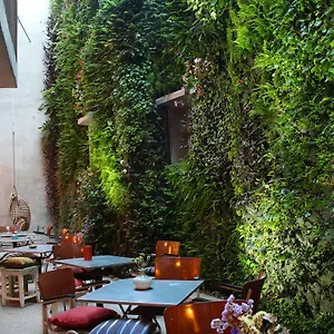 Kook Hotell